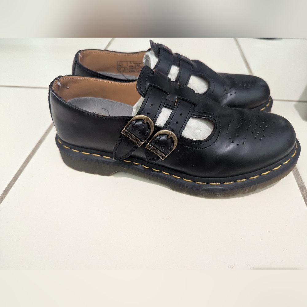8065 MARYJANE Dr Martens sz9 black